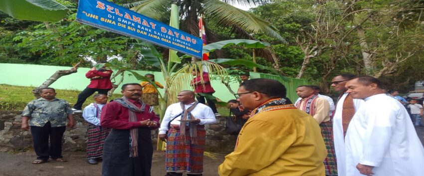 Foto: Acara purna bakti, serah terima kepala sekolah, dan perpisahan di SDK Bank Saller Liwubao di Liwubao, Selasa (2/07/2024)