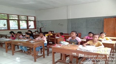 Cahaya Kata di SDK Maumere 1