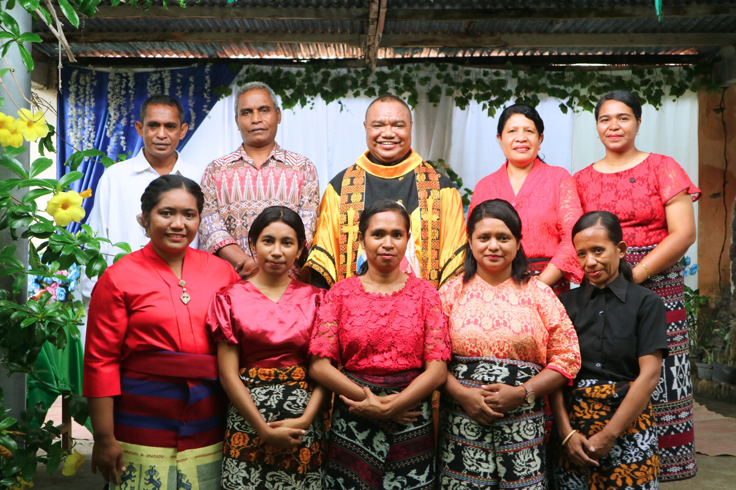 KETUA SANPUKAT BERKATI RUANG KEPALA SDK HALAT