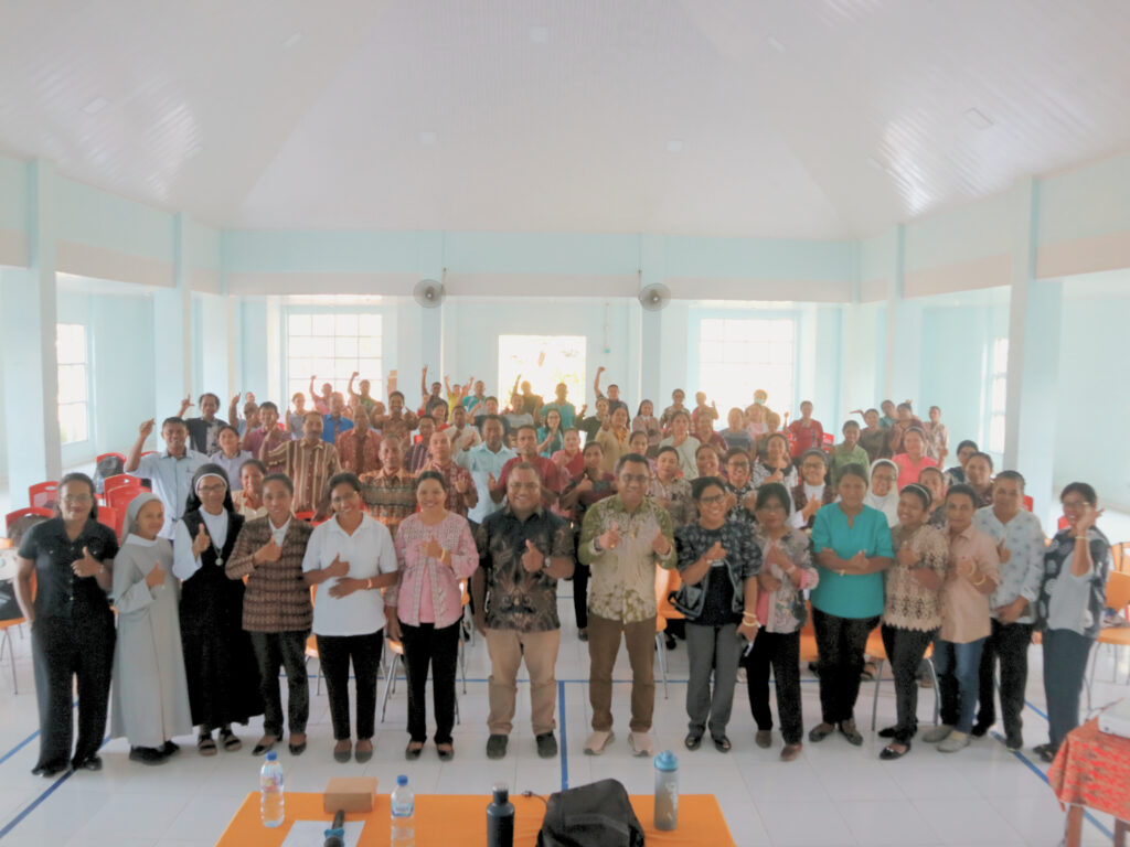 KEPALA SEKOLAH SANPUKAT DITEMPA MENJADI PEMIMPIN TRANSFORMATIF, RD. FIDEL DUA: “SEKOLAH TIDAK AKAN BERUBAH SEBELUM PEMIMPINNYA LEBIH DULU BERUBAH”