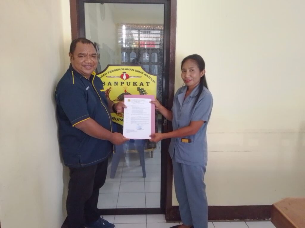 MONIKA DOI KUTA RESMI PIMPIN TK DON BOSCO HIKONG SECARA DEFINITIF